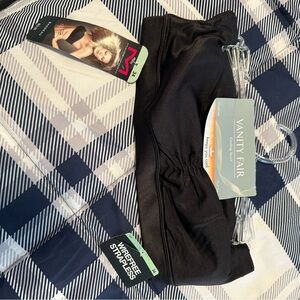 New wireless strapless bra